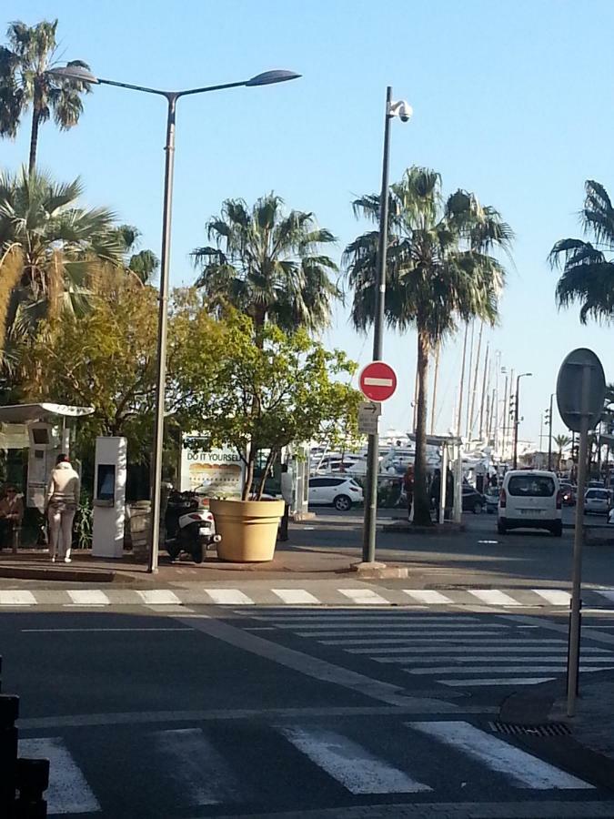 Cannes,Croisette,Palais Des Festivals,Plages Exterior photo